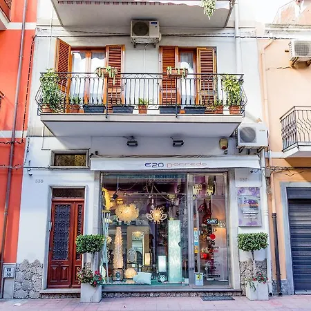 Апартаменти Naxos Джардіні-Наксос