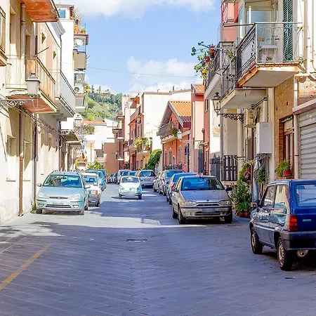 Naxos Apartment Giardini Naxos